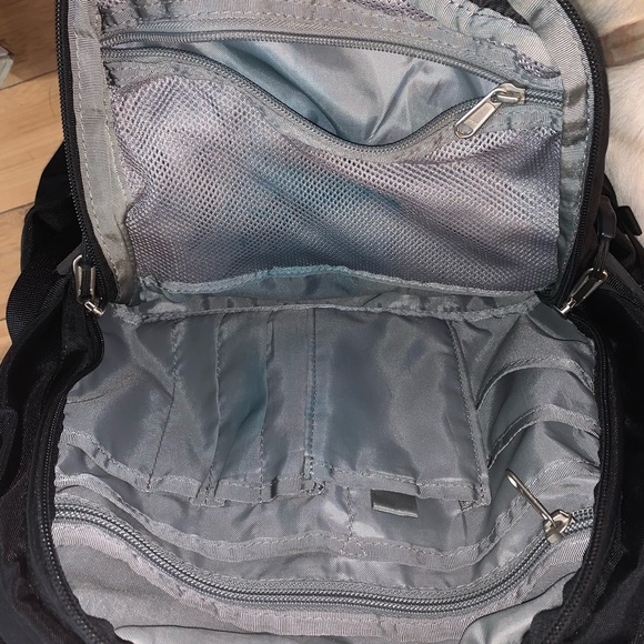 ISO: North Face Router Backpack - Picture 3 of 3